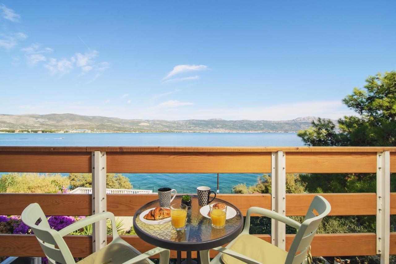 טרוגיר Villa Bua - Beautiful Seafront Apartments מראה חיצוני תמונה